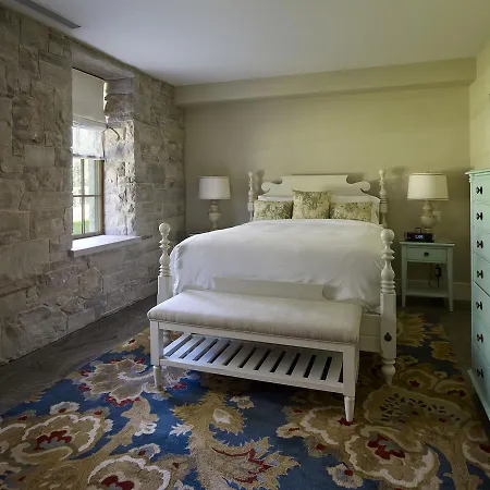 The Barracks Inn Hamilton Room photo